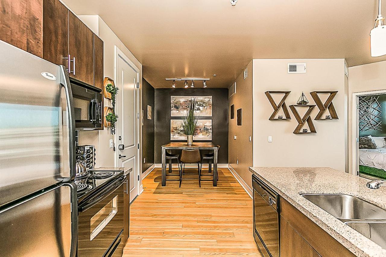 Shopping & Dining 1 Mile - 24 Hour Pool With Parking - 4036 Villa Phoenix Eksteriør billede