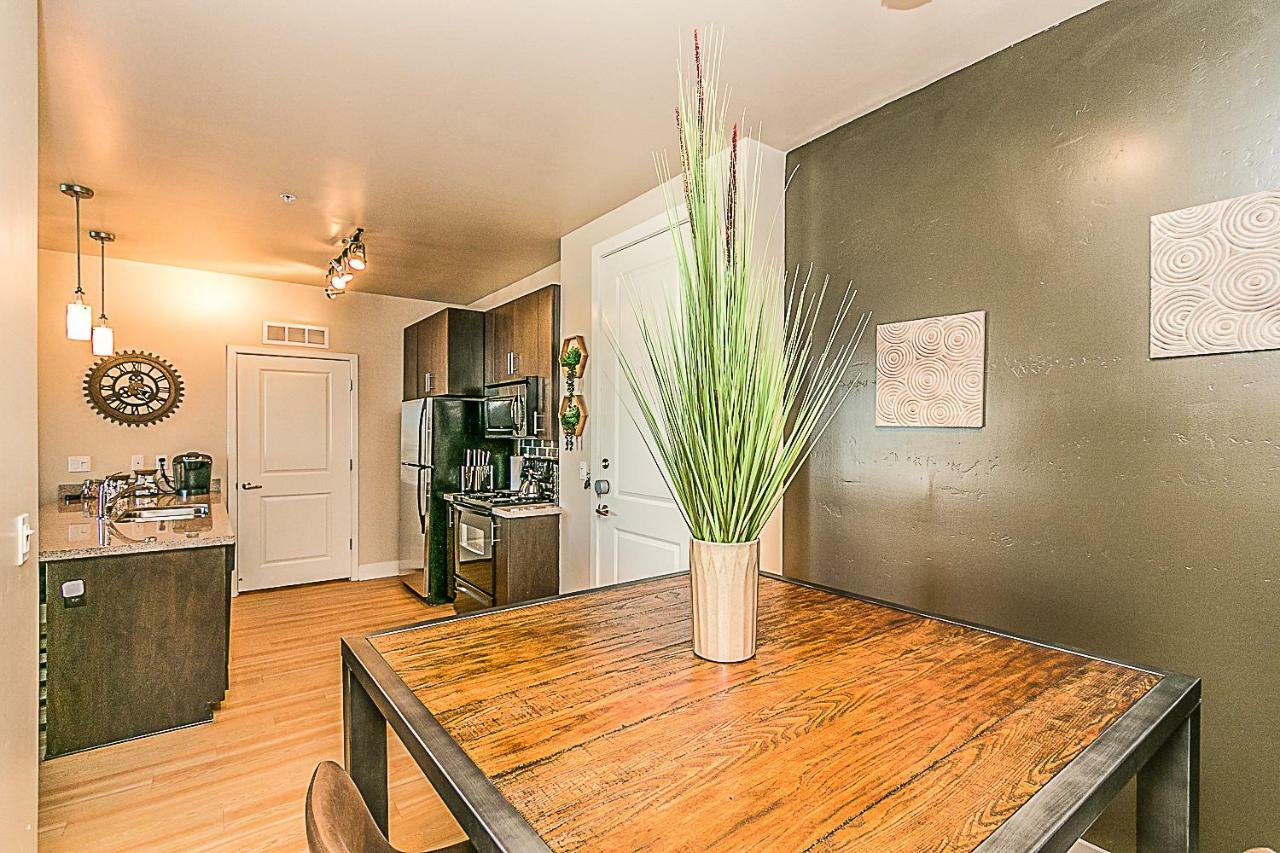 Shopping & Dining 1 Mile - 24 Hour Pool With Parking - 4036 Villa Phoenix Eksteriør billede